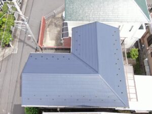 横須賀市屋根カバー工法スーパーガルテクト