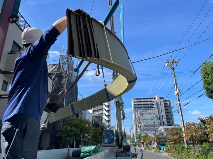 R屋根の葺き替え工事