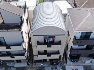 R屋根の葺き替え工事