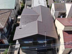 横暖ルーフasを使用した屋根カバー工事